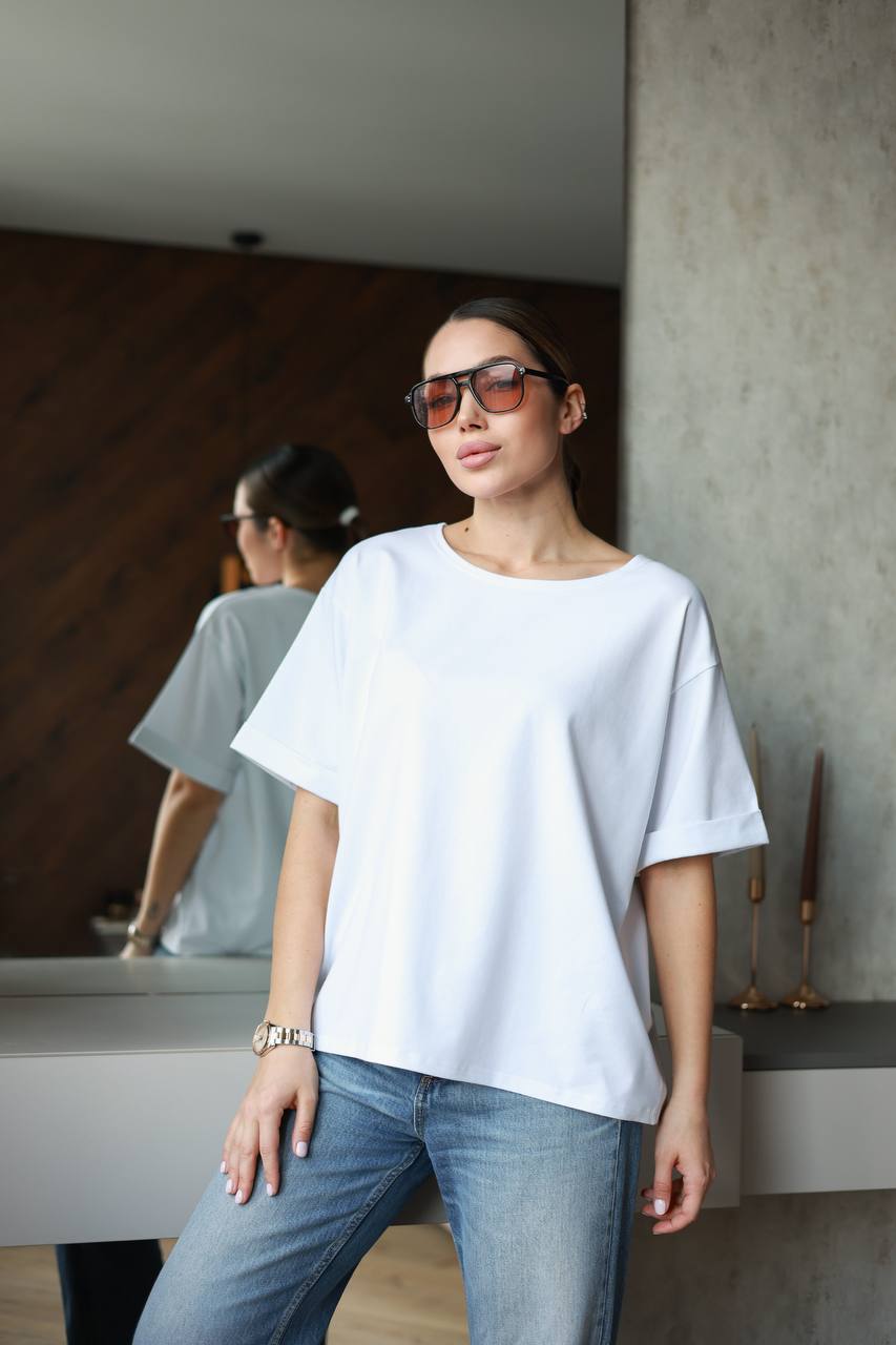 Футболка з мереживом — ракурс 3