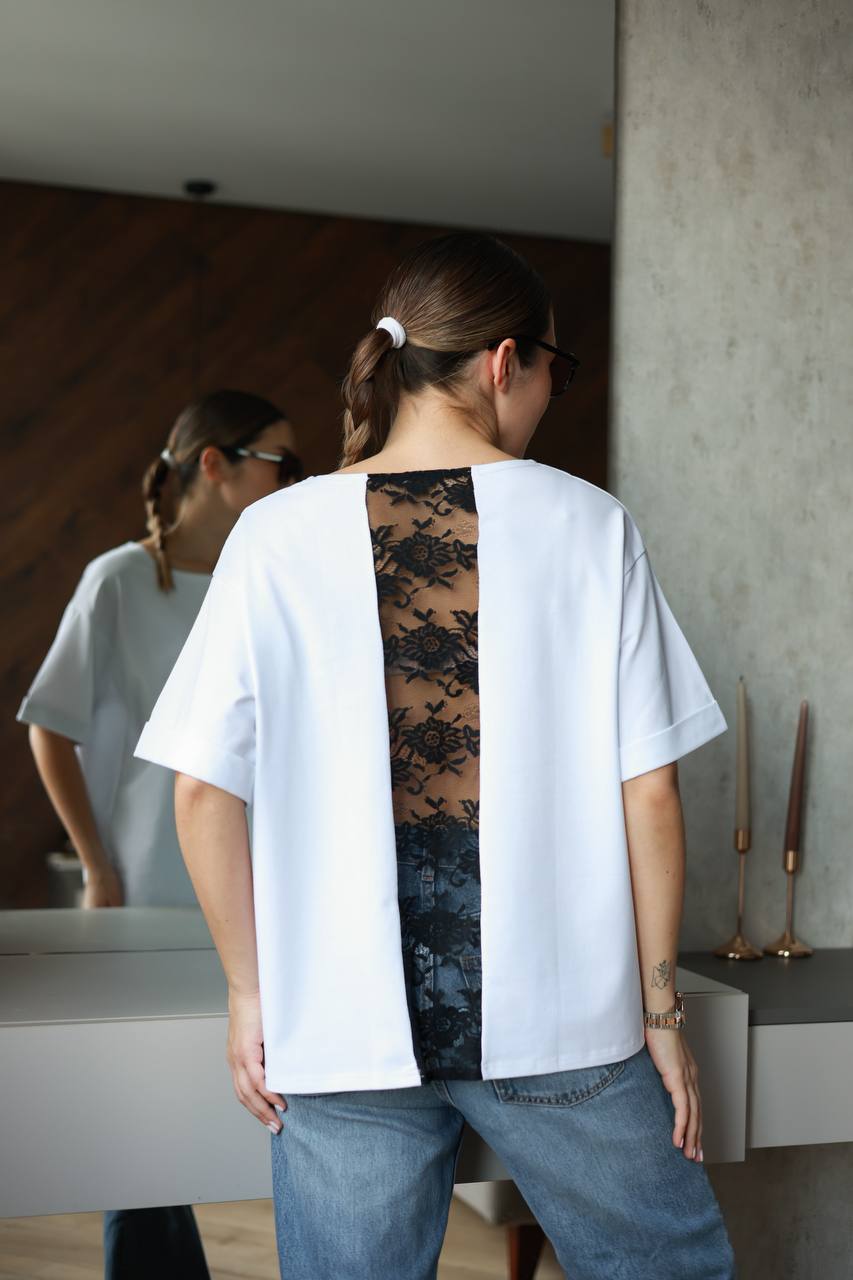 Футболка з мереживом